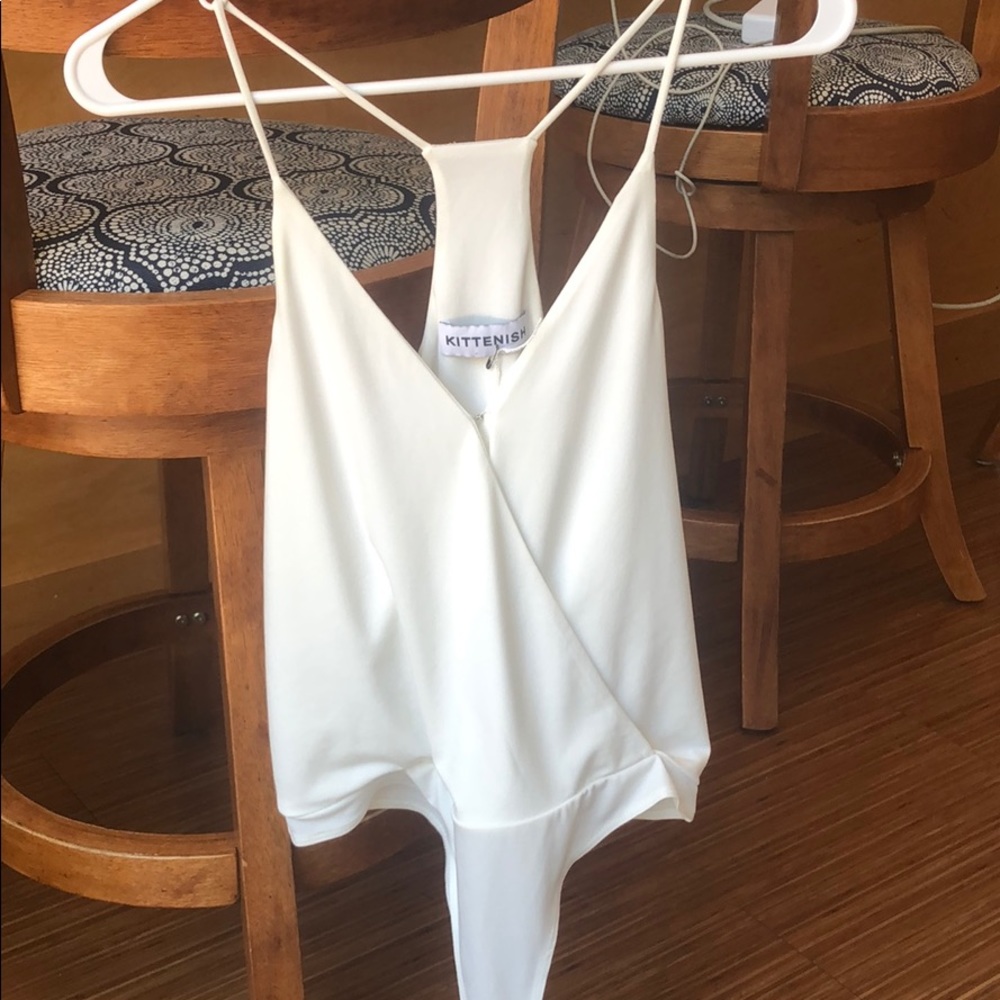 Kittenish top